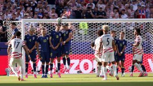 Team USA keeps World Cup dreams alive but loses star player and more top headlines Team USA keeps World Cup dreams alive but loses star player and more top headlines