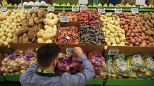 California bans consumer-facing ‘sell by’ food labels under new law aimed at reducing waste
