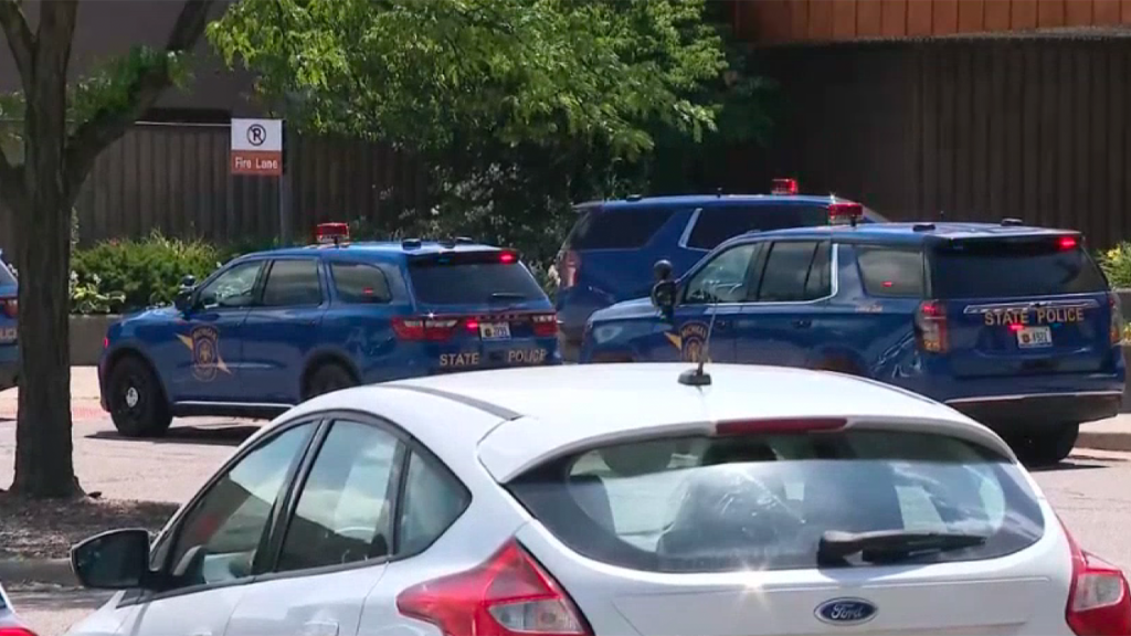Police swarm Michigan shopping center after ‘significant’ shooting incident