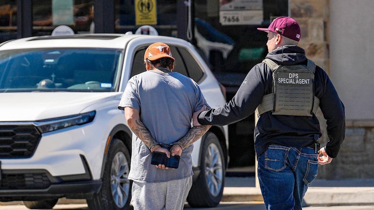 Arrest during ICE raid in Texas