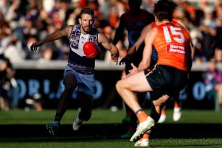 Jake Stringer kicks seven goals as Giants end Dockers’ 14-game winning streak