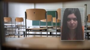 Substitute teacher accused of sending nude photos to middle school student enters plea