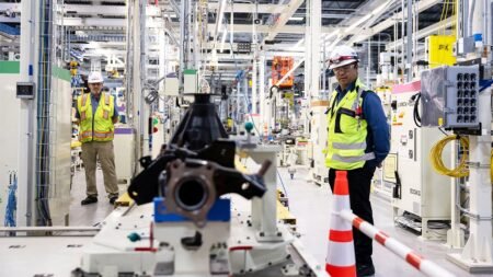 Toyota to invest .6B in Texas plant expansion, add 2,000 jobs