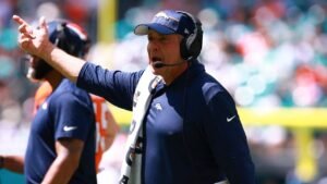 Sean Payton explored plan to make Bill Belichick Broncos’ temporary head coach to reach milestone: report Sean Payton explored plan to make Bill Belichick Broncos’ temporary head coach to reach milestone: report