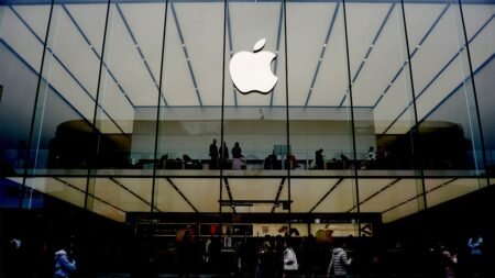 Apple to invest  billion in US chip manufacturing