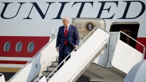 Trump explains why he’s flying old Air Force One back to DC