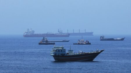 US forces hit dozens of targets as Iran threatens ‘grave consequences’ and more top headlines US forces hit dozens of targets as Iran threatens ‘grave consequences’ and more top headlines