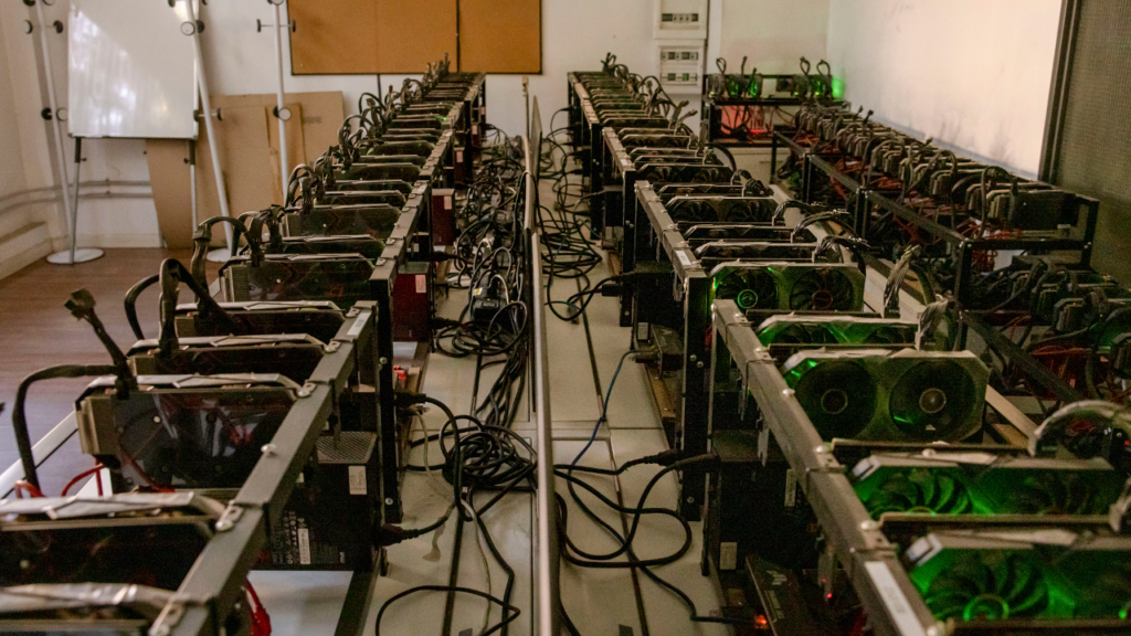 Federal prosecutors to drop charges against alleged mastermind of 2 million crypto Ponzi scheme Federal prosecutors to drop charges against alleged mastermind of 2 million crypto Ponzi scheme