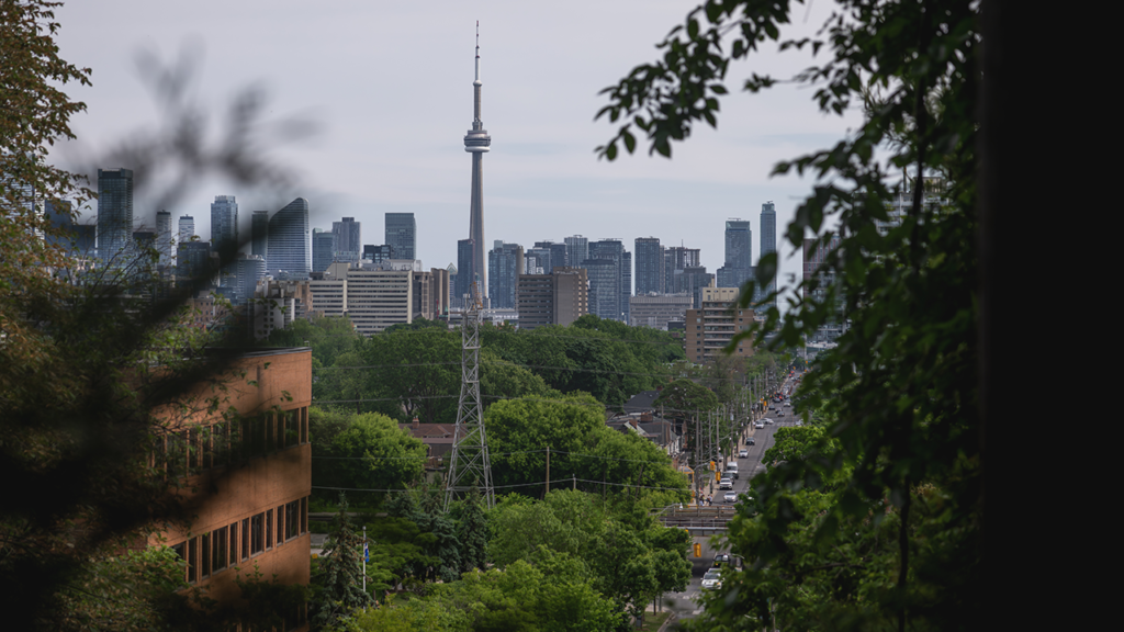 Gunfire shatters Toronto Latin street festival, leaving at least 2 dead and 3 injured Gunfire shatters Toronto Latin street festival, leaving at least 2 dead and 3 injured
