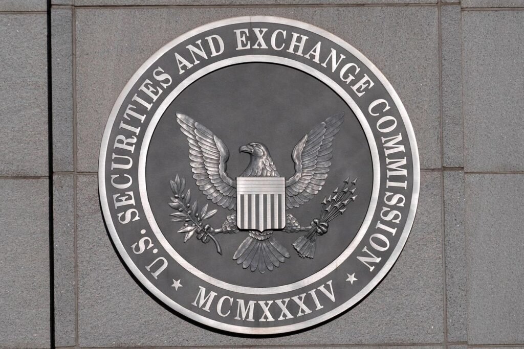 SEC Forms New Retail Fraud Working Group As Investor Losses Soar SEC Forms New Retail Fraud Working Group As Investor Losses Soar