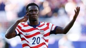 Folarin Balogun admits that red-card reversal affected USA World Cup teammates: ‘A lot of outside noise’ Folarin Balogun admits that red-card reversal affected USA World Cup teammates: ‘A lot of outside noise’