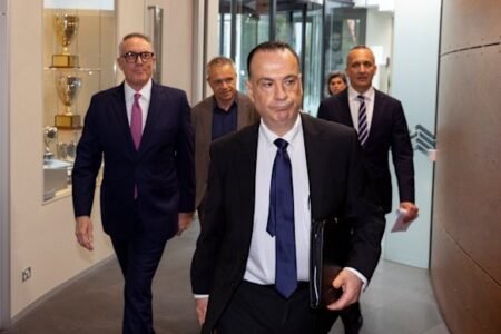 Peter V’landys kicks off his NRL executive chairmanship experiment
