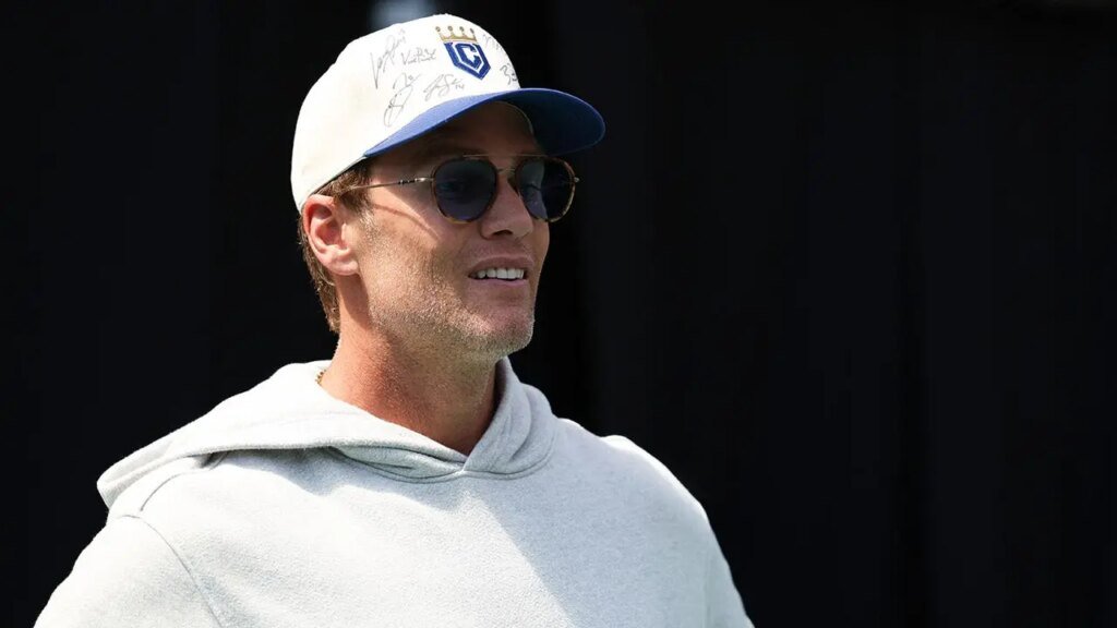NFL fans roast NBC analyst after Tom Brady’s low placement on controversial QB ranking