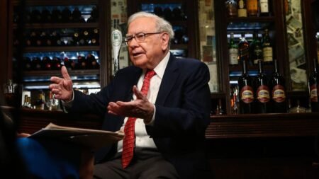 Buffett excludes Gates Foundation from stock gifts, directs billions to family foundations