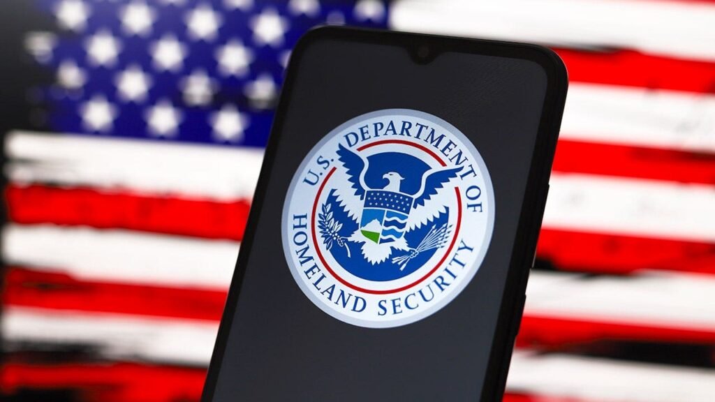 Sen Eric Schmitt seeks to end birth tourism, revoke citizenship for babies of foreign diplomats Sen Eric Schmitt seeks to end birth tourism, revoke citizenship for babies of foreign diplomats