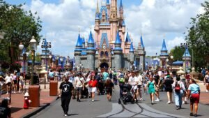 Disney World guest with heart condition dies of cardiac emergency after iconic ride Disney World guest with heart condition dies of cardiac emergency after iconic ride