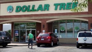 Dollar Tree to shutter 75 stores while growing its overall footprint Dollar Tree to shutter 75 stores while growing its overall footprint