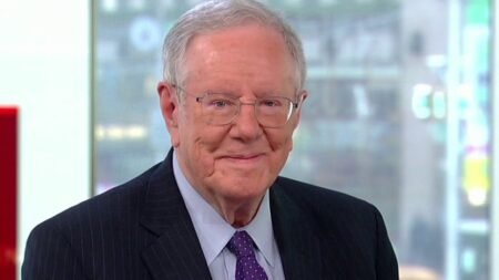 Steve Forbes urges Trump to keep the Strait of Hormuz open at all costs Steve Forbes urges Trump to keep the Strait of Hormuz open at all costs