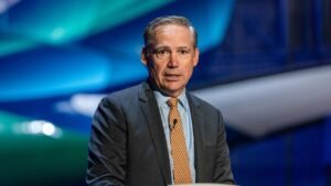 Boeing explores possible new jet while working to improve finances: report Boeing explores possible new jet while working to improve finances: report