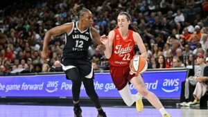 Connecticut Sun’s road struggles face a tough test against a Fever team winning seven of its last 10 Connecticut Sun’s road struggles face a tough test against a Fever team winning seven of its last 10