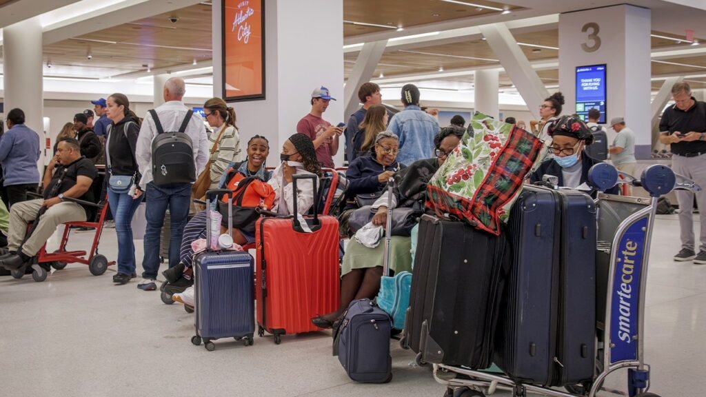 More than 2,000 flights canceled as severe storms hammer East Coast More than 2,000 flights canceled as severe storms hammer East Coast