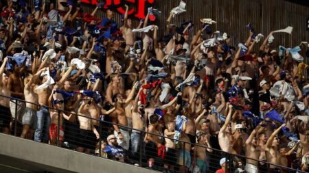 Angels fans ‘tarps off’ cheer helps team break insane 106-game streak against Cardinals Angels fans ‘tarps off’ cheer helps team break insane 106-game streak against Cardinals