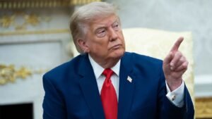 Trump unveils phased tariffs on generic drugs to boost US production Trump unveils phased tariffs on generic drugs to boost US production