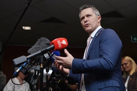 Teachers walk off job across Melbourne and Victoria in protest of Allan Government, Education Minister Ben Carroll’s pay offer