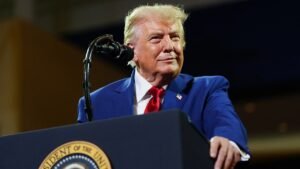 Trump weighs in on LeBron James vs Michael Jordan debate: ‘I only like people that like me’ Trump weighs in on LeBron James vs Michael Jordan debate: ‘I only like people that like me’