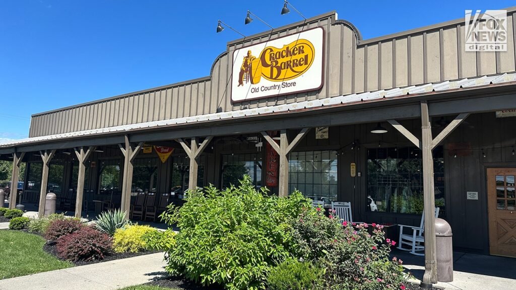 Cracker Barrel CEO Julie Masino to step down