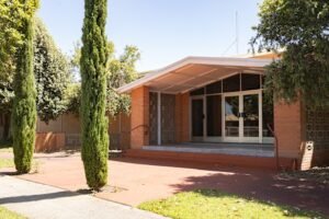 Victorian parliamentary inquiry into cults finds laws failing to protect survivors Victorian parliamentary inquiry into cults finds laws failing to protect survivors