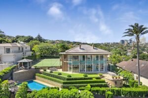 Former investment banker Paul Christie and his wife Nicola Mace spend  million on Bellevue Hill mansion – and  million on renovation
