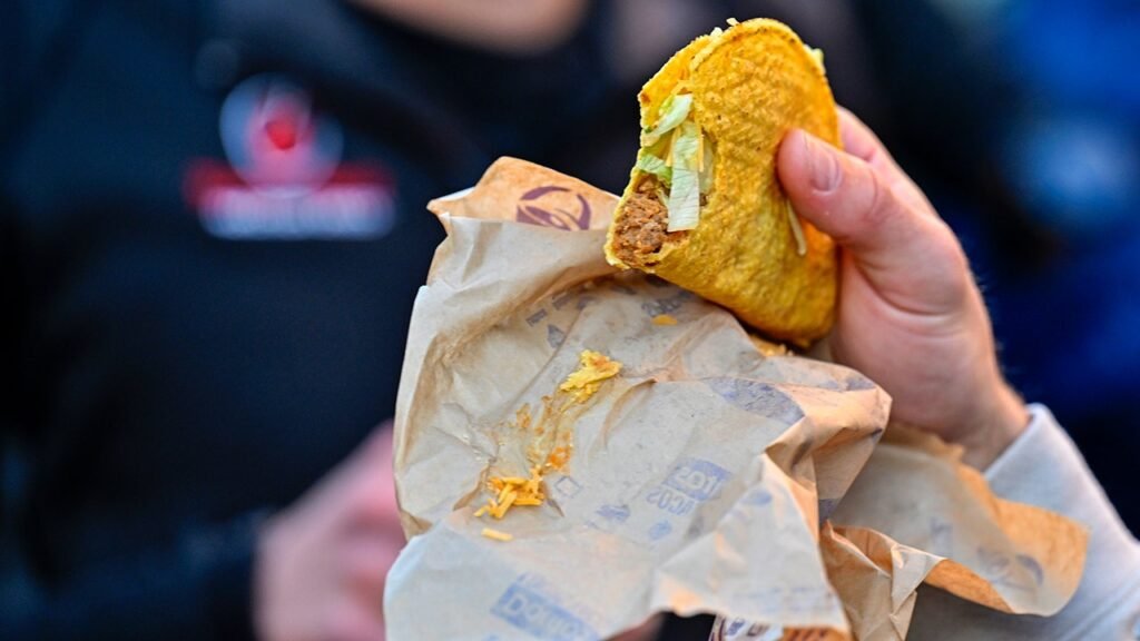 Cyclospora outbreak dents Taco Bell sales but recovery underway, exec says Cyclospora outbreak dents Taco Bell sales but recovery underway, exec says