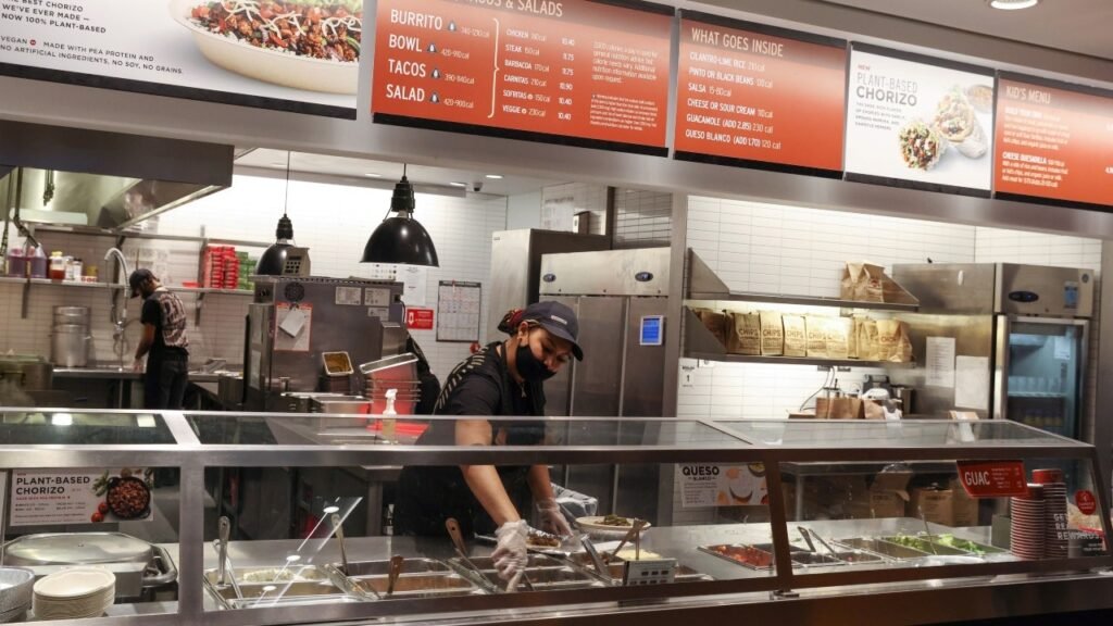 Chipotle CEO says chain is making ‘meaningful progress’ on a major customer concern Chipotle CEO says chain is making ‘meaningful progress’ on a major customer concern