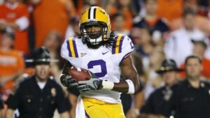 Former LSU star Demetrius Byrd arrested after allegedly pulling knife on bus: ‘Who wants to die?’ Former LSU star Demetrius Byrd arrested after allegedly pulling knife on bus: ‘Who wants to die?’
