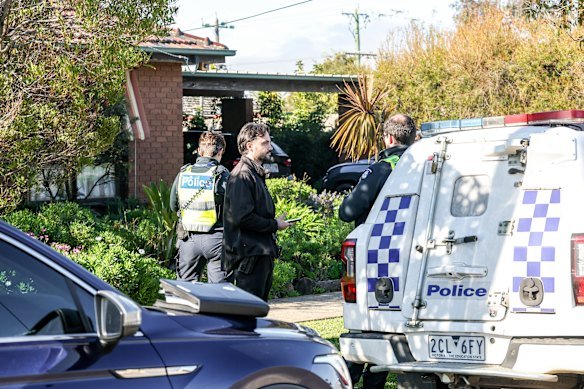 Woman, 98, found dead at home after near three-hour wait for paramedics Woman, 98, found dead at home after near three-hour wait for paramedics