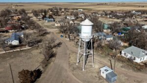 Colorado small town abandoned after all elected officials resign, water concerns grow Colorado small town abandoned after all elected officials resign, water concerns grow