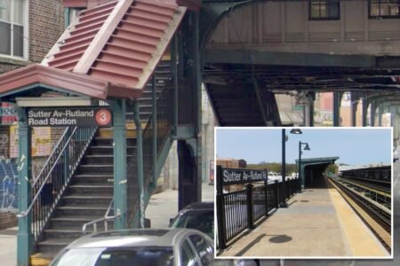 Man, 44, stabbed in back in unprovoked attack on staircase of NYC subway station: cops