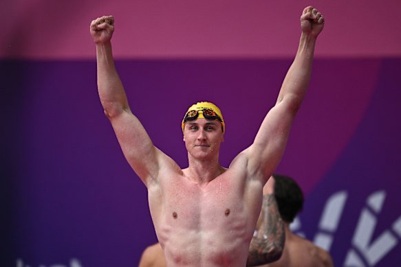 Cam McEvoy celebrates his gold in the 50m freestyle.