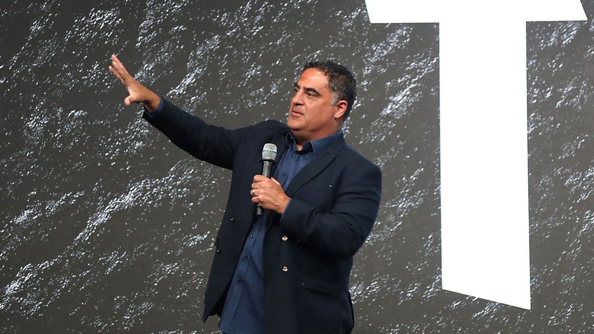 Cenk Uygur at TYT event