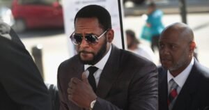 R. Kelly Files for Clemency, Asks President Donald Trump to Commute His Combined 30-Year Sentence R. Kelly Files for Clemency, Asks President Donald Trump to Commute His Combined 30-Year Sentence