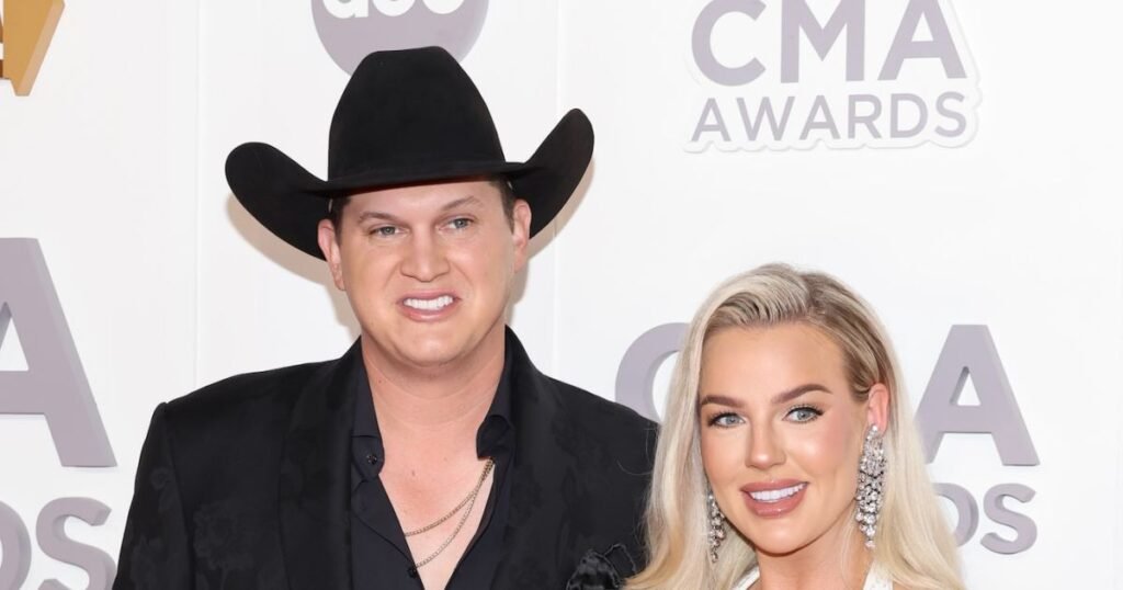 Jon Pardi’s Estranged Wife Summer Addresses ‘Very Difficult and Deeply Personal’ Divorce Jon Pardi’s Estranged Wife Summer Addresses ‘Very Difficult and Deeply Personal’ Divorce