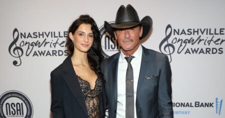 Tim McGraw and Faith Hill’s Daughter Audrey Makes Rare Appearance at Dad’s Concert, Sings Mom’s Song Tim McGraw and Faith Hill’s Daughter Audrey Makes Rare Appearance at Dad’s Concert, Sings Mom’s Song
