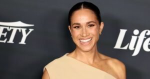 Meghan Markle Wears This Body-Flattering Dress Style Time and Time Again — And It’s Perfect for Women Over 40 Meghan Markle Wears This Body-Flattering Dress Style Time and Time Again — And It’s Perfect for Women Over 40
