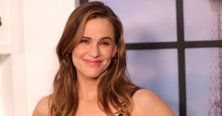 Jennifer Garner’s Rich-Looking Jeans Are the Classic, Anti-Trendy Pair I’d Wear for Years Jennifer Garner’s Rich-Looking Jeans Are the Classic, Anti-Trendy Pair I’d Wear for Years