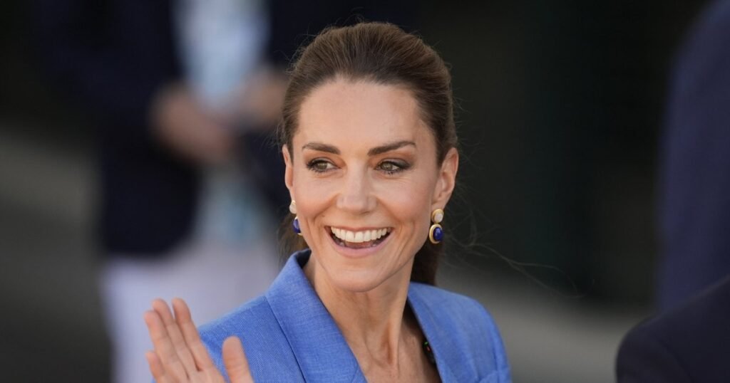 Kate Middleton Traded Heels for This Equally Luxe yet More Comfortable Alternative Kate Middleton Traded Heels for This Equally Luxe yet More Comfortable Alternative