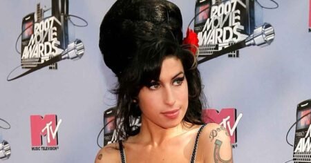 Amy Winehouse’s Dad Ordered to Pay Over Million to Singer’s Friends Who Auctioned Her Clothes Amy Winehouse’s Dad Ordered to Pay Over Million to Singer’s Friends Who Auctioned Her Clothes