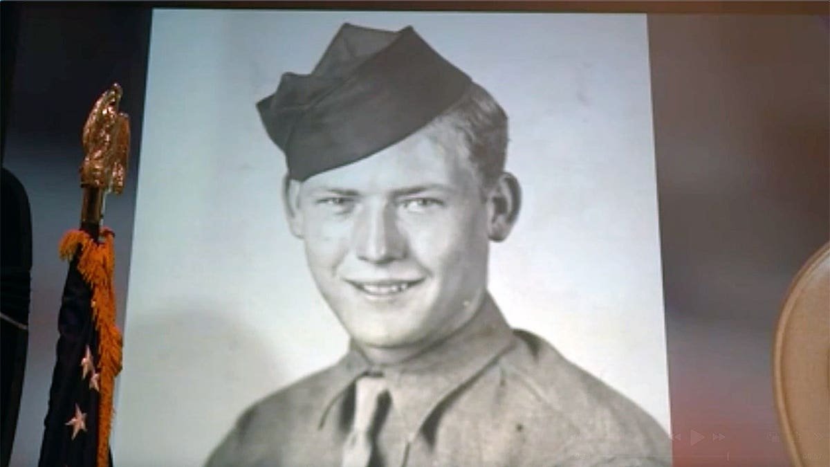 World War II Army portrait of Glenn Fisher
