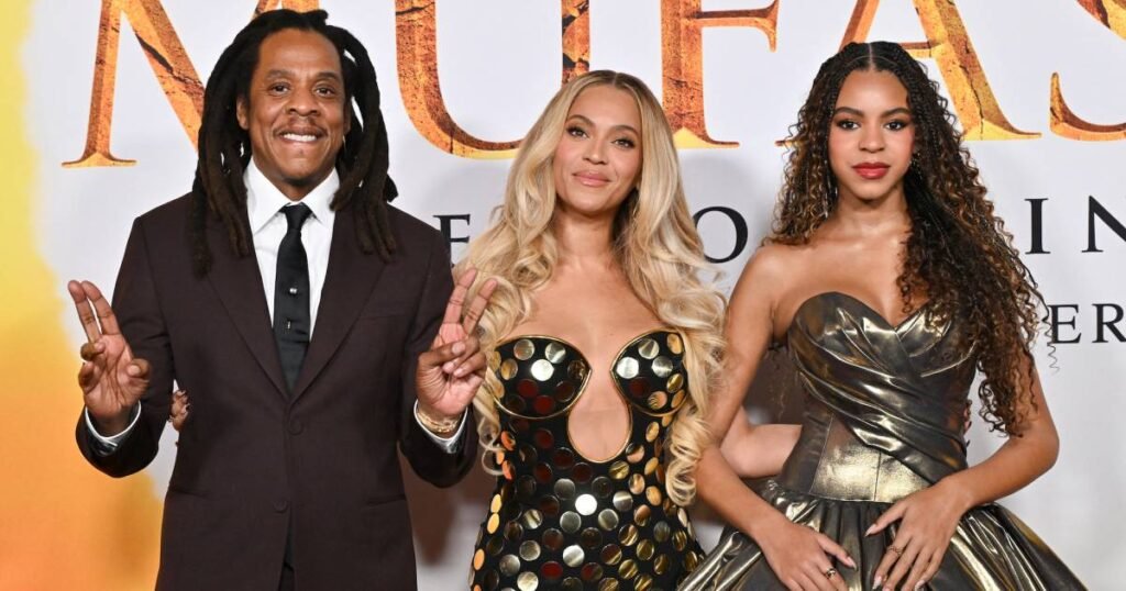 Beyonce Makes Surprise Appearance at Jay-Z’s Anniversary Concert, Daughter Blue Ivy Plays Piano Beyonce Makes Surprise Appearance at Jay-Z’s Anniversary Concert, Daughter Blue Ivy Plays Piano