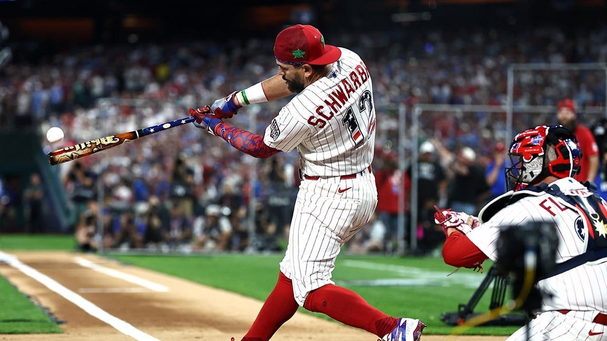 Kyle Schwarber competes during the Home Run Derby semifinals at Citizens Bank Park.